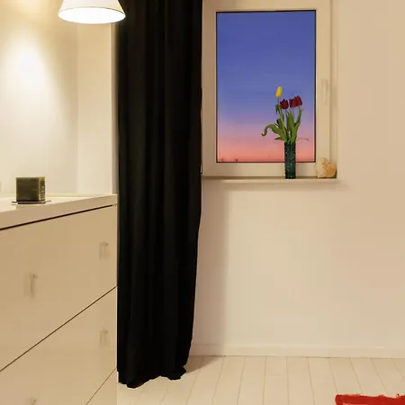 Sunset 12 Apartment *