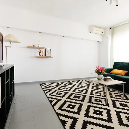 Apartment Sunset 12 *