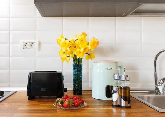 Sunset 12 Bucureşti